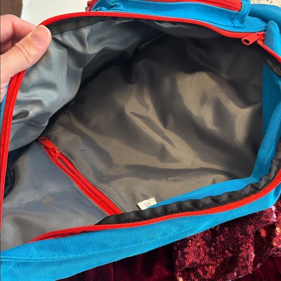 Kavu Blue Sling Bag with Coral Details - Picture 5 of 5